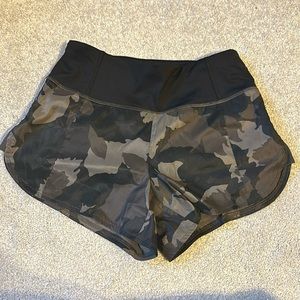 Athleta Run Free Shorts XXS